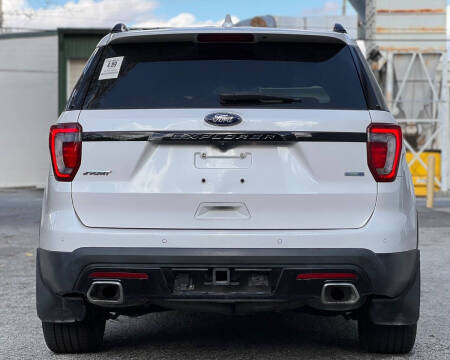 2017 Ford Explorer Sport