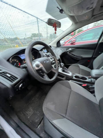 2014 Ford Focus SE
