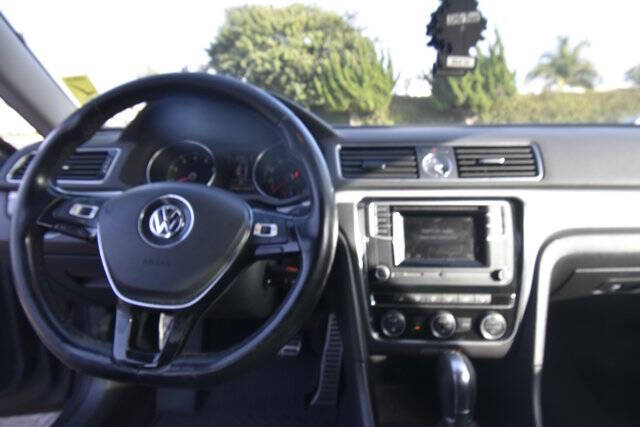 2016 Volkswagen Passat