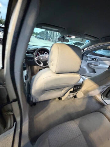 2017 GMC Acadia SLE-1