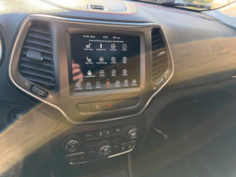 2020 Jeep Cherokee Trailhawk