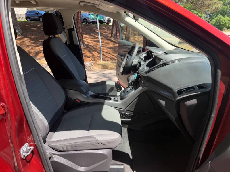 2015 Ford Escape SE