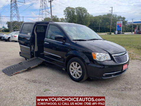 2016 Chrysler Town and Country for sale at Your Choice Autos - Crestwood in Crestwood IL