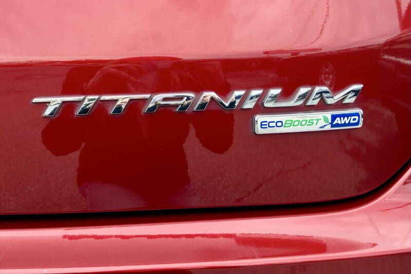 2019 Ford Edge Titanium