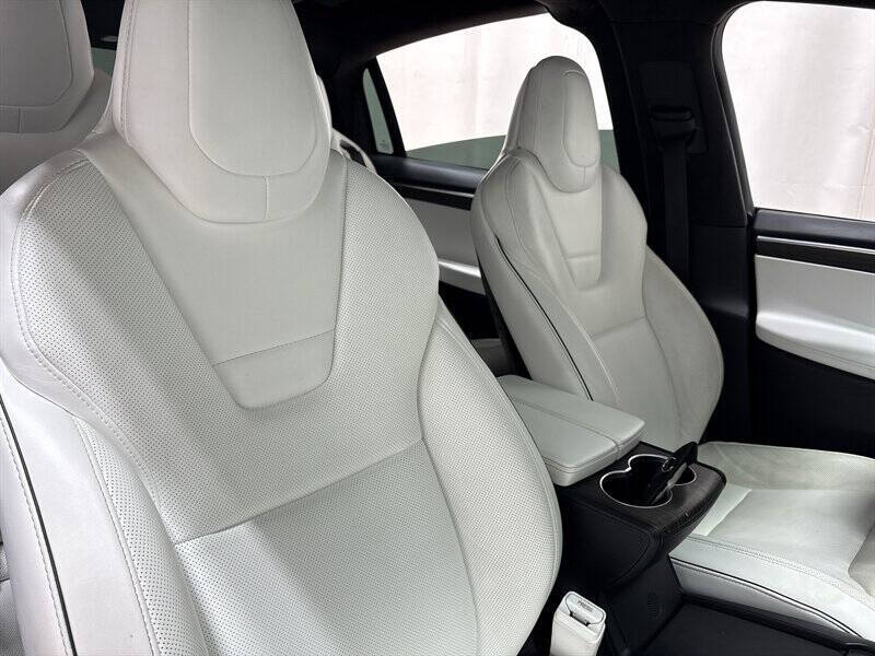 2016 Tesla Model X P90D
