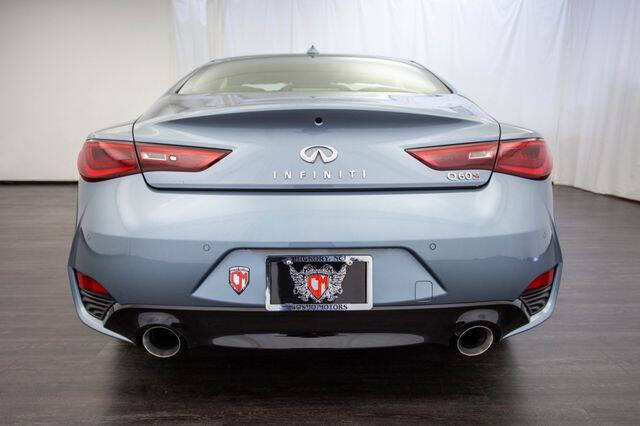 2017 Infiniti Q60 Red Sport 400