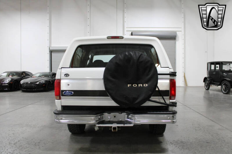 1992 Ford Bronco XLT