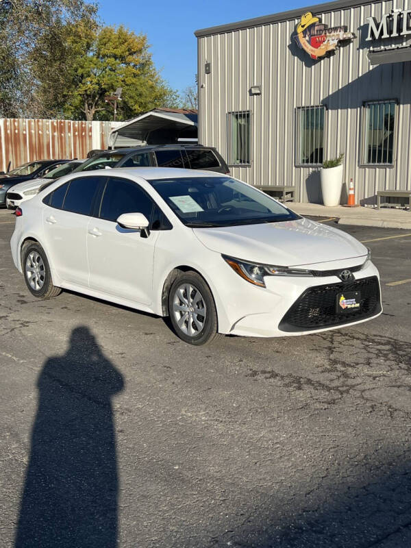 2020 Toyota Corolla LE