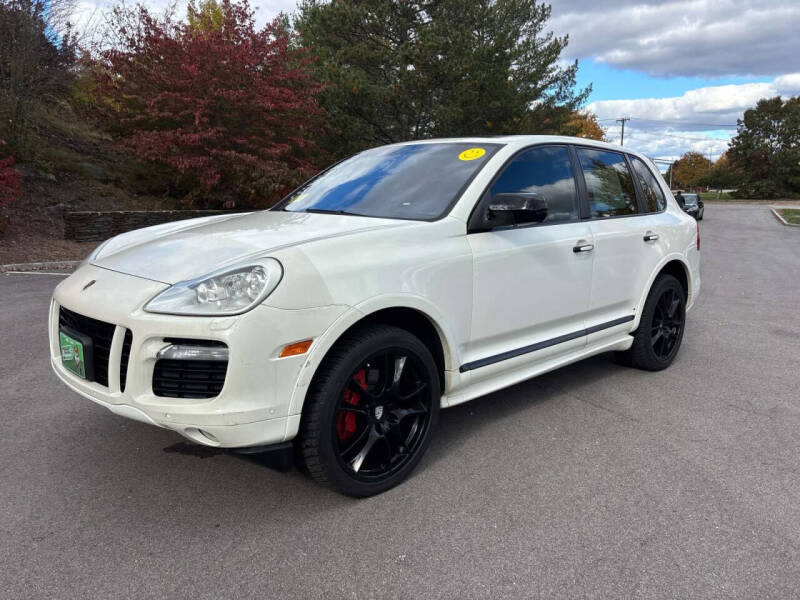2010 Porsche Cayenne GTS
