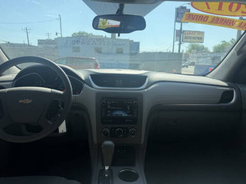 2017 Chevrolet Traverse LS