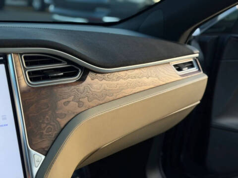 2016 Tesla Model S