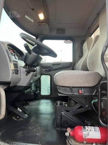 2016 Peterbilt 337