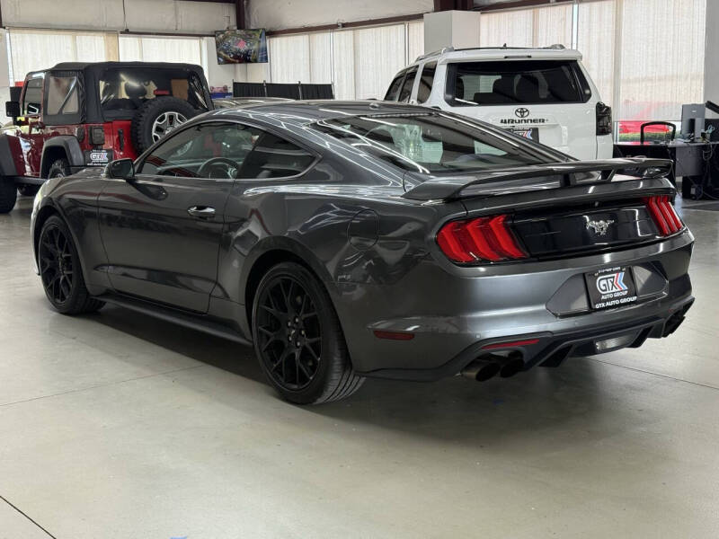 2019 Ford Mustang