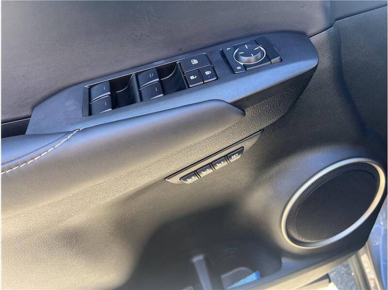 2017 Lexus NX 300h