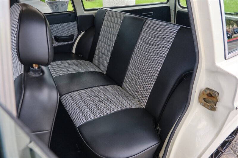 1971 Volvo 145
