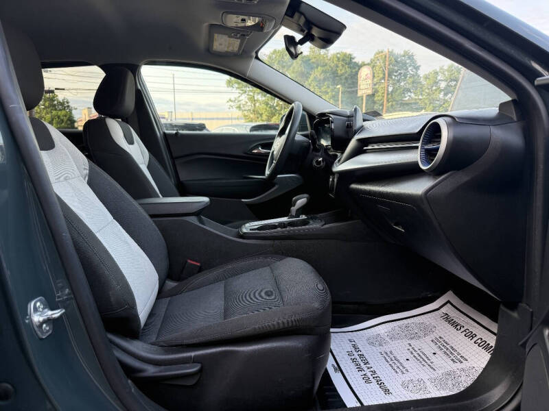 2025 Chevrolet Trax LS