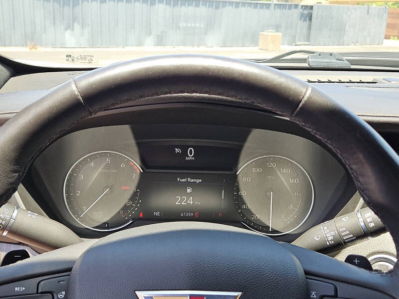 2023 Cadillac XT4 Premium Luxury