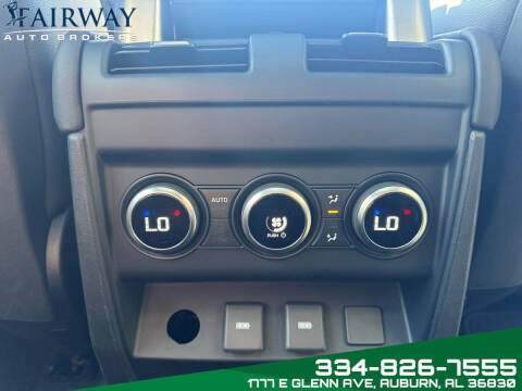 2024 Land Rover Defender 130 P400 X-Dynamic SE