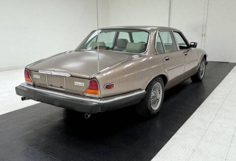 1986 Jaguar XJ-Series XJ6 Vanden Plas