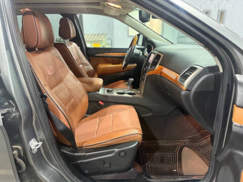 2013 Jeep Grand Cherokee Overland Summit