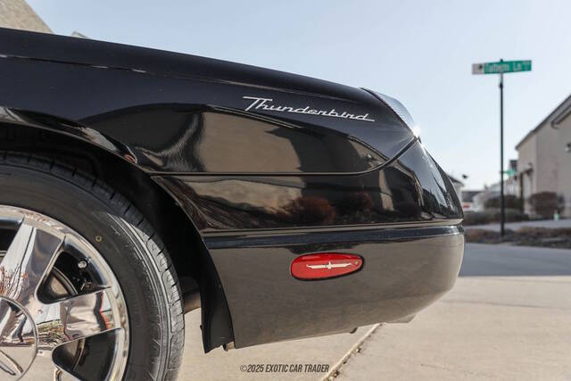 2002 Ford Thunderbird Deluxe