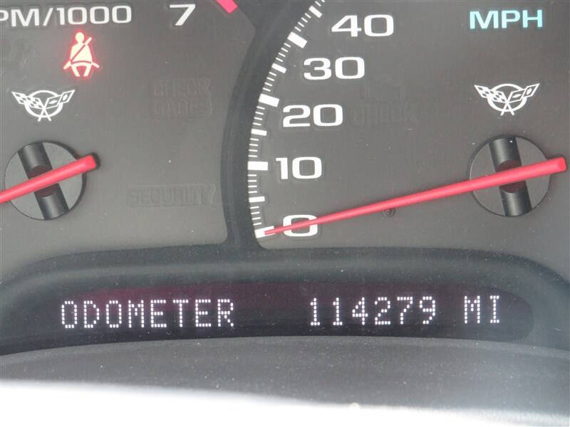 2004 Chevrolet Corvette