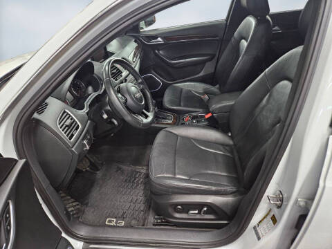 2018 Audi Q3 2.0T quattro Premium Plus