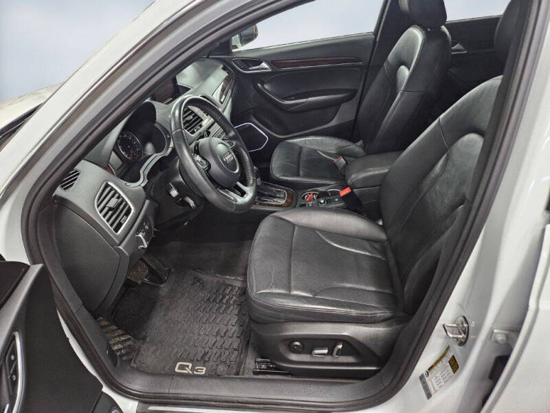 2018 Audi Q3 2.0T quattro Premium Plus