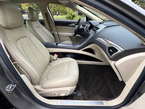 2015 Lincoln MKZ Hybrid