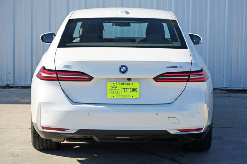 2024 BMW i5 eDrive40