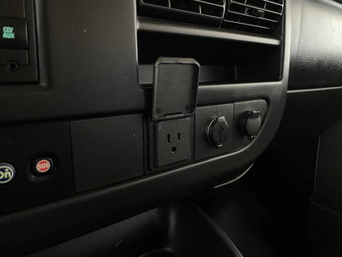 2017 Chevrolet Express LS 2500