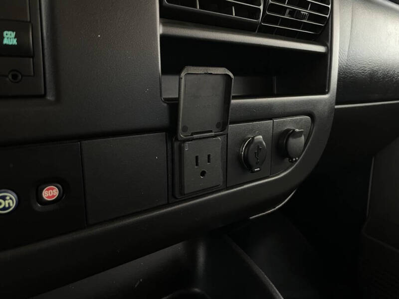 2017 Chevrolet Express LS 2500