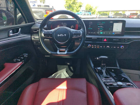 2025 Kia K5