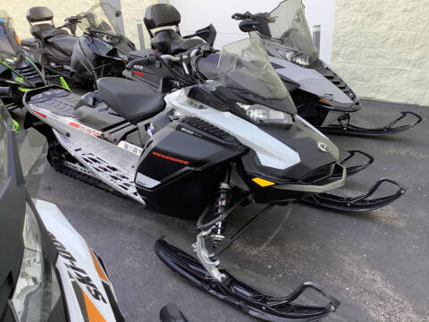 2020 Ski-Doo Renegade® Sport REV®