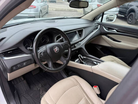 2020 Buick Enclave Essence