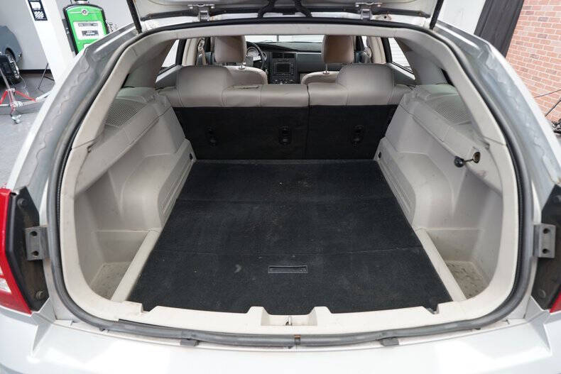 2005 Dodge Magnum RT