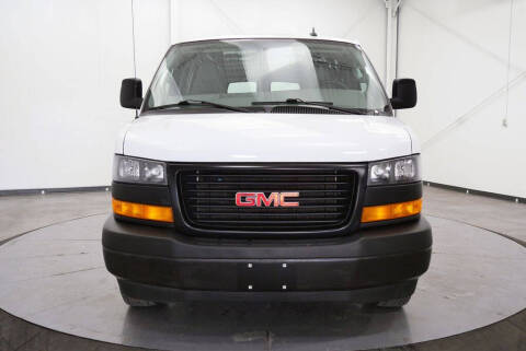 2022 GMC Savana 2500
