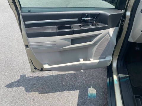 2010 Dodge Grand Caravan SE