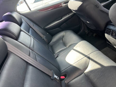 2005 Lexus ES 330