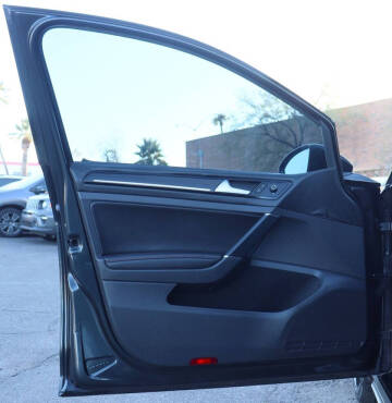 2015 Volkswagen Golf GTI SE