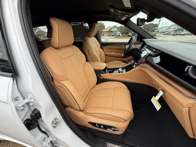 2025 Jeep Grand Cherokee L Summit