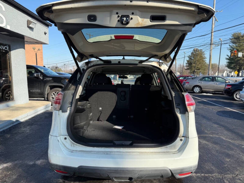 2016 Nissan Rogue SV