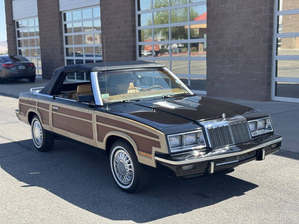 1985 Chrysler Le Baron 11