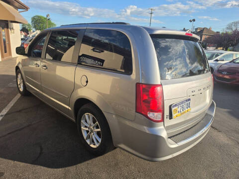 2016 Dodge Grand Caravan SXT Plus