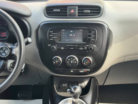 2016 Kia Soul +