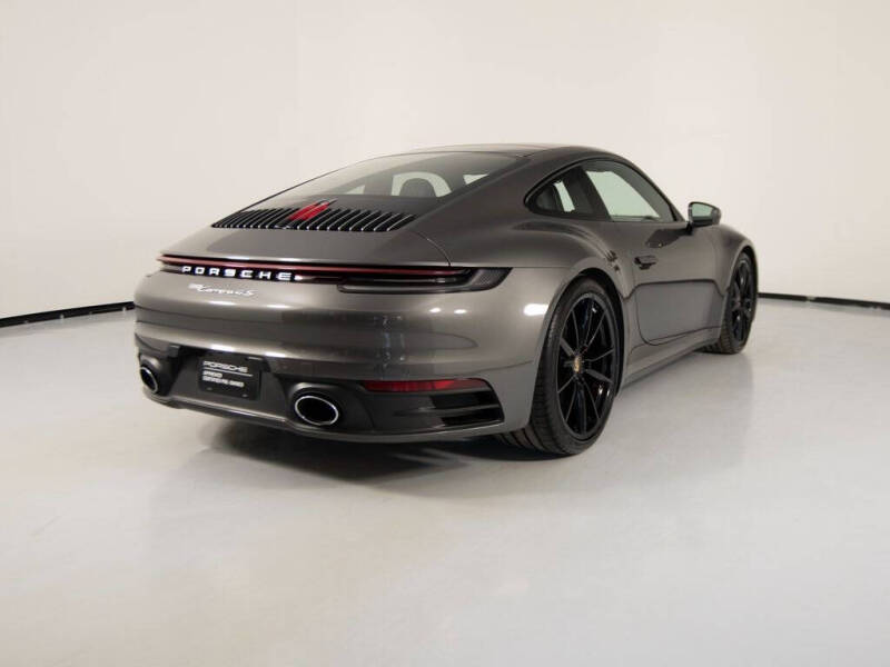2022 Porsche 911 Carrera 4S