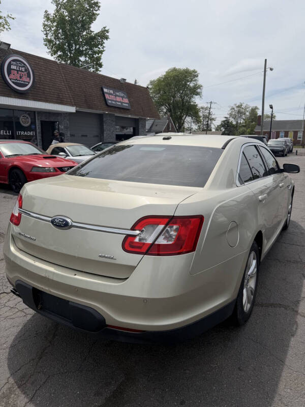 2010 Ford Taurus SEL