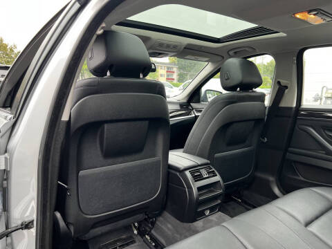 2014 BMW 5 Series 528i