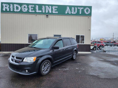 2017 Dodge Grand Caravan for sale at RIDGELINE AUTO in Chubbuck ID