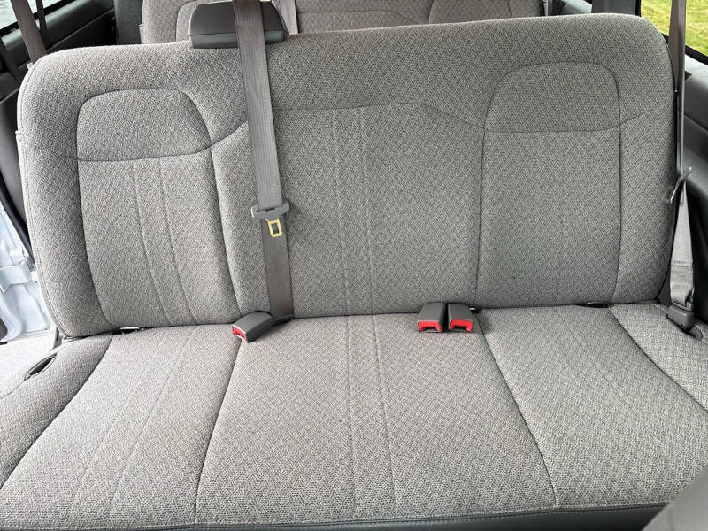 2023 Chevrolet Express LS 3500